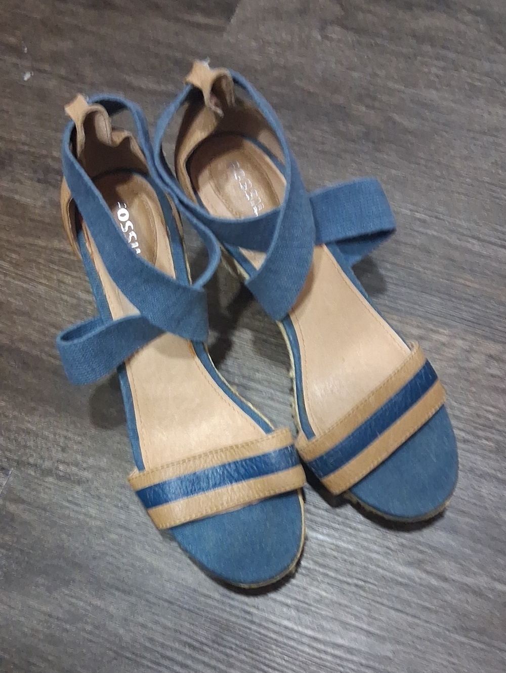 Fossil Blue and Tan Cross-Strap Sandals
